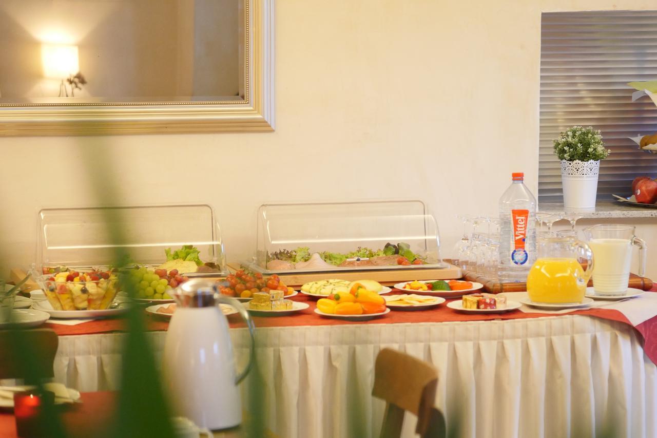 Hotel Refrather Hof Бергиш Гладбах Екстериор снимка